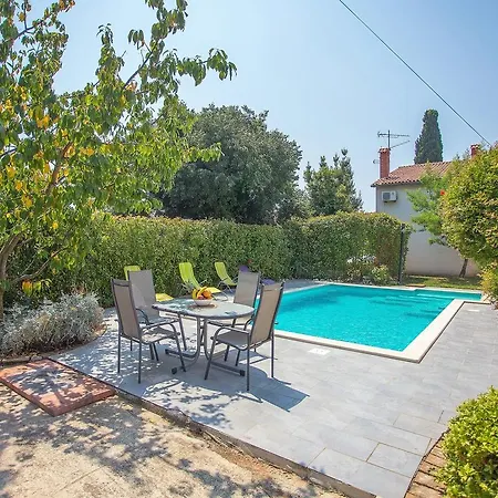 Holiday Maja Ii Apartman *